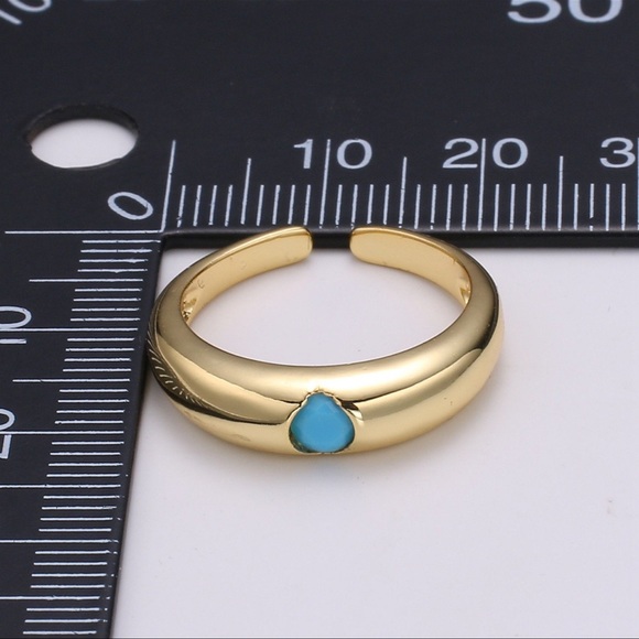 Cubic Adjustable Gold Band Ring - Picture 8 of 9